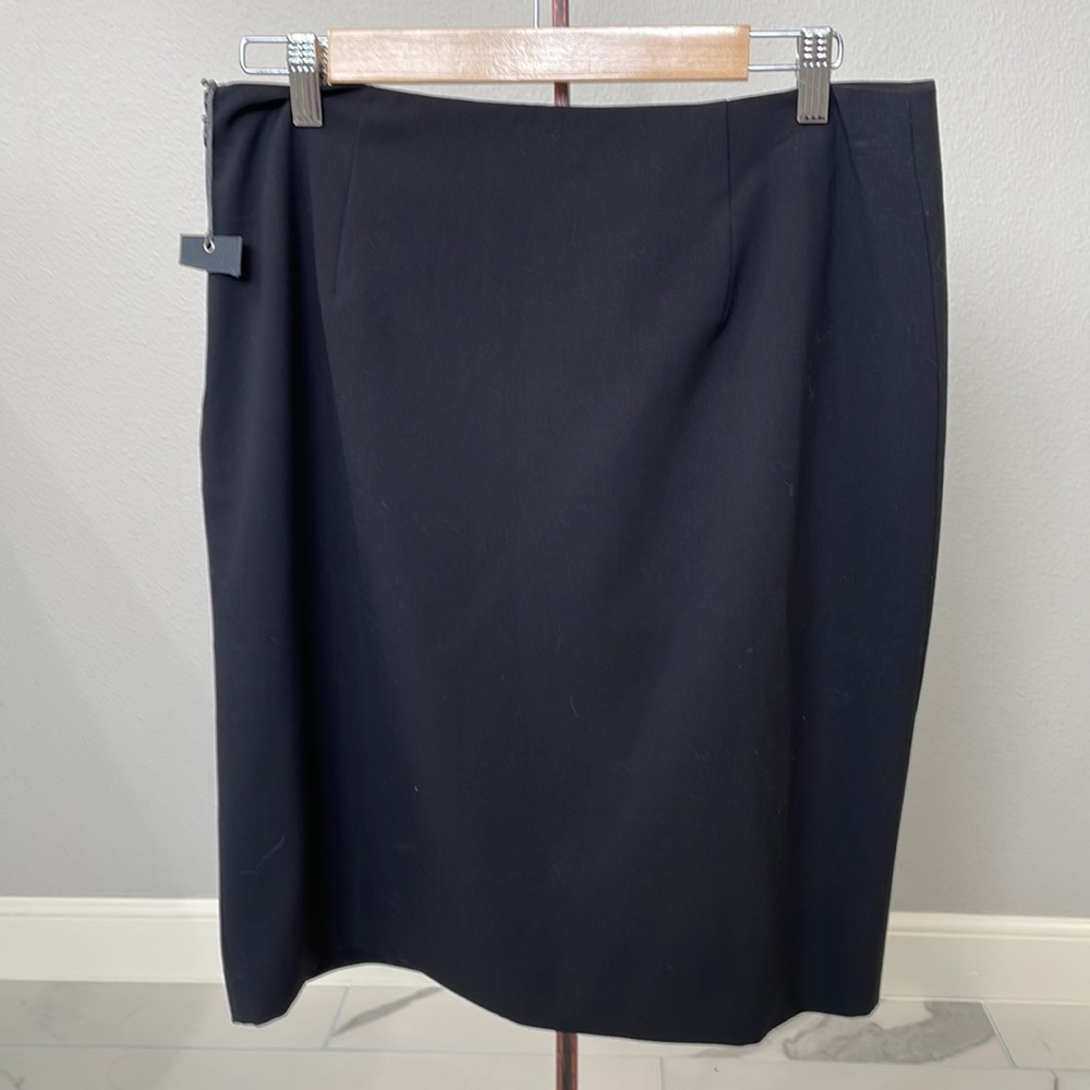 NWT VINCE CAMUTO Skirt - Picture 2 of 5